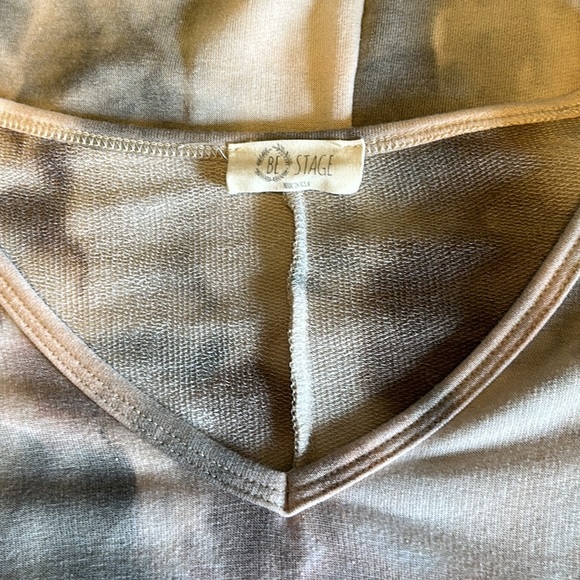 NWOT Be Stage women’s the dye front knot top size M - Picture 3 of 5